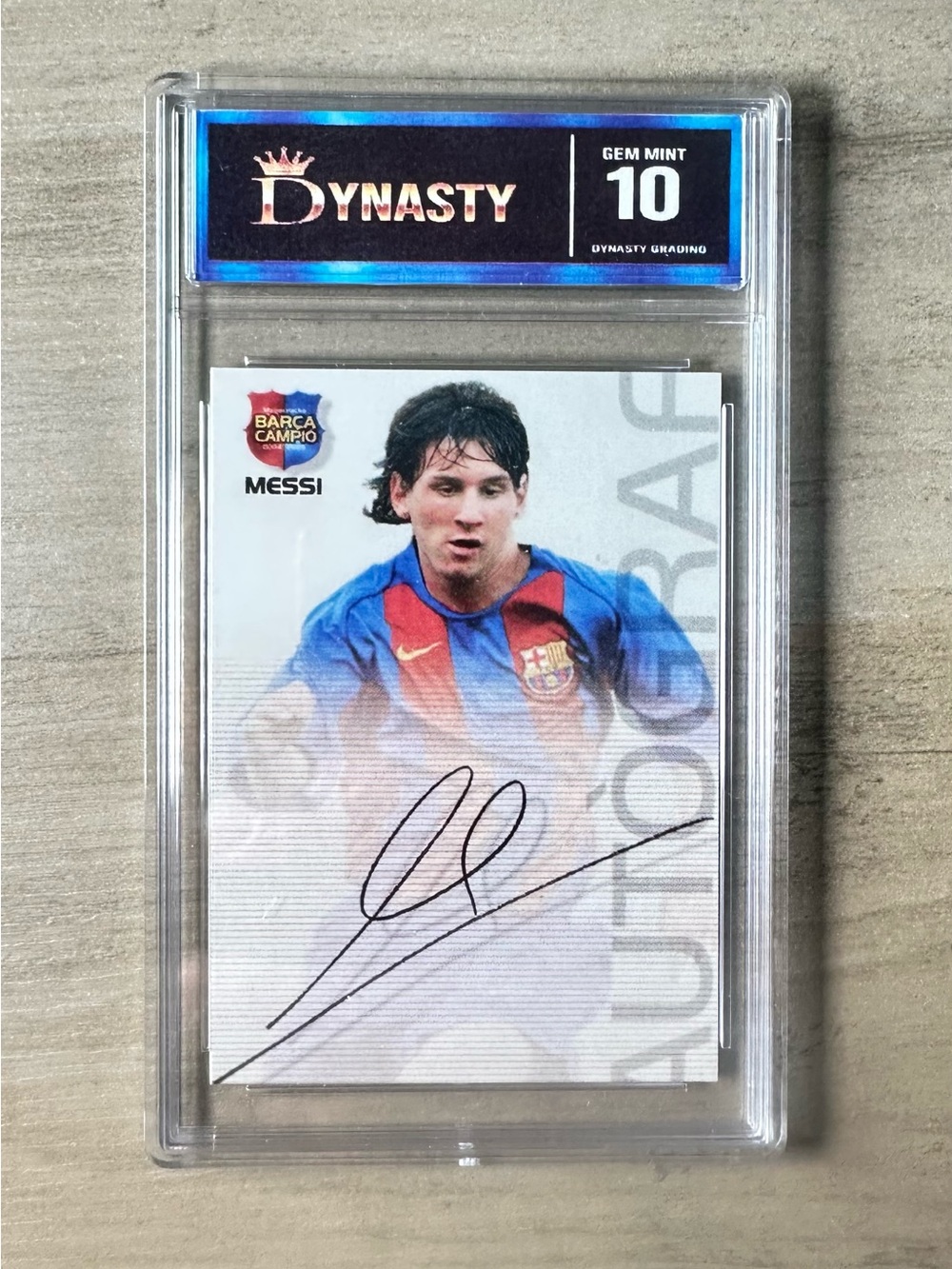 Lionel Messi Rookie Gem Mint 10 2004 Panini Autografo #89 Novelty Card.